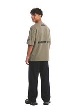 SIGNATURE OLIVE TEE