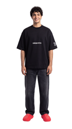 SIGNATURE BLACK TEE