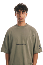 SIGNATURE OLIVE TEE